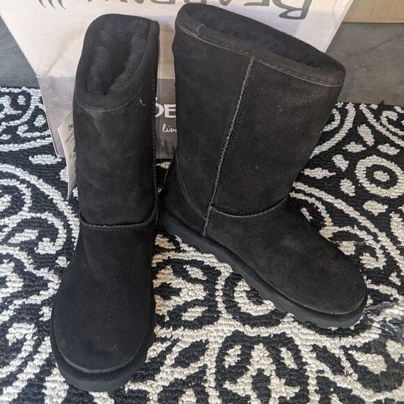 Bearpaw Helen Women's Boot  - Picture 2 of 7